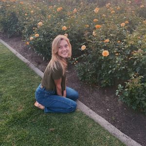 Meet your Posher, Kaia